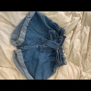 Paperbag waist denim shorts